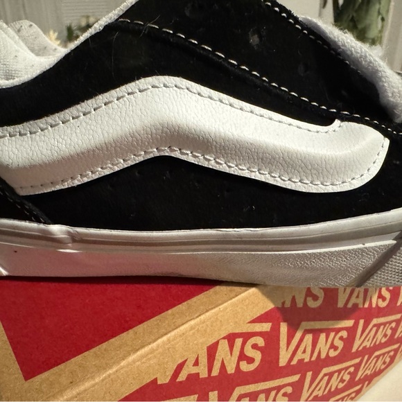 Knu Skool Kids Vans Size: 5 - Picture 3 of 6